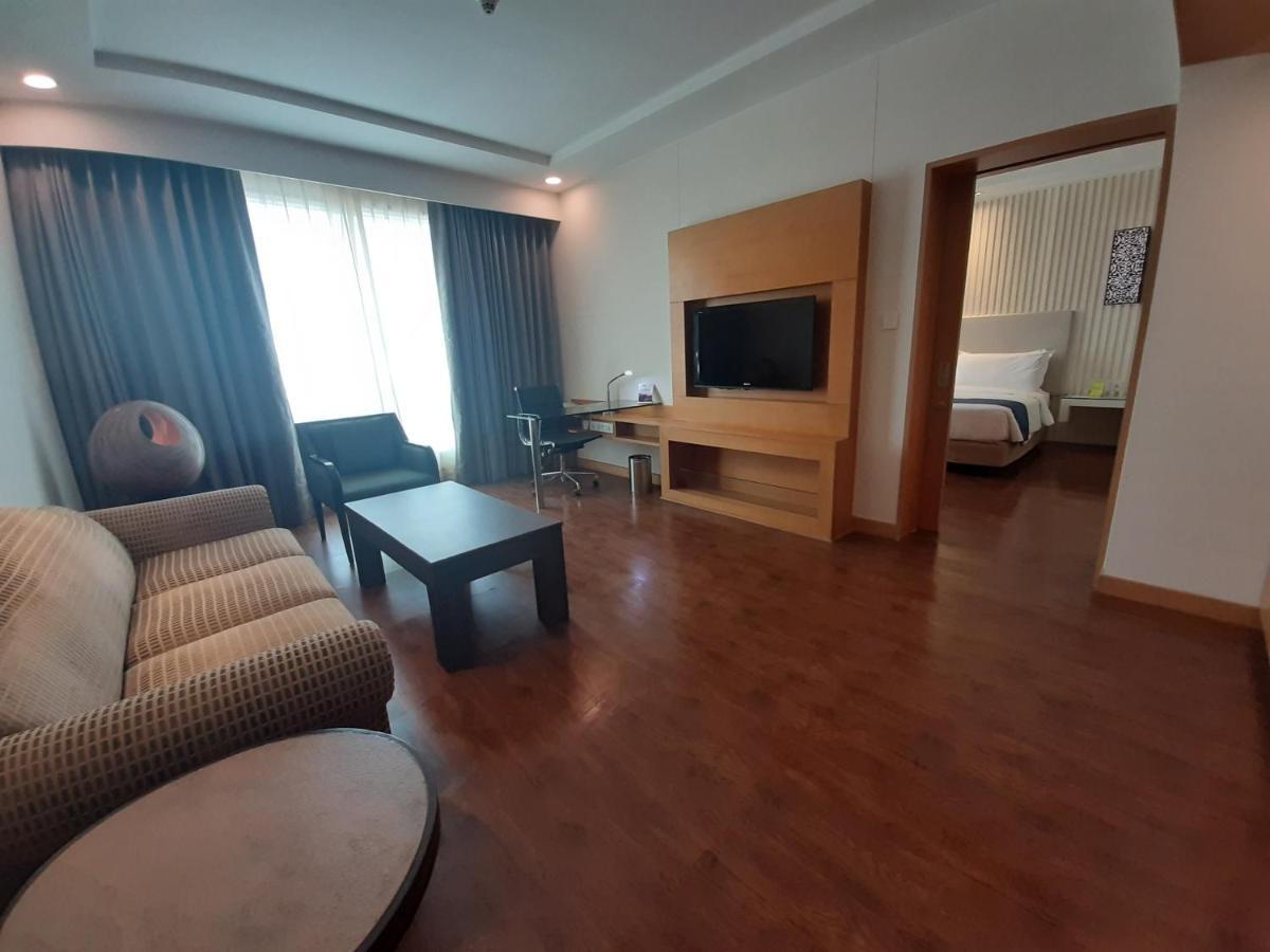 Holiday Inn Amritsar Ranjit Avenue By Ihg Dış mekan fotoğraf